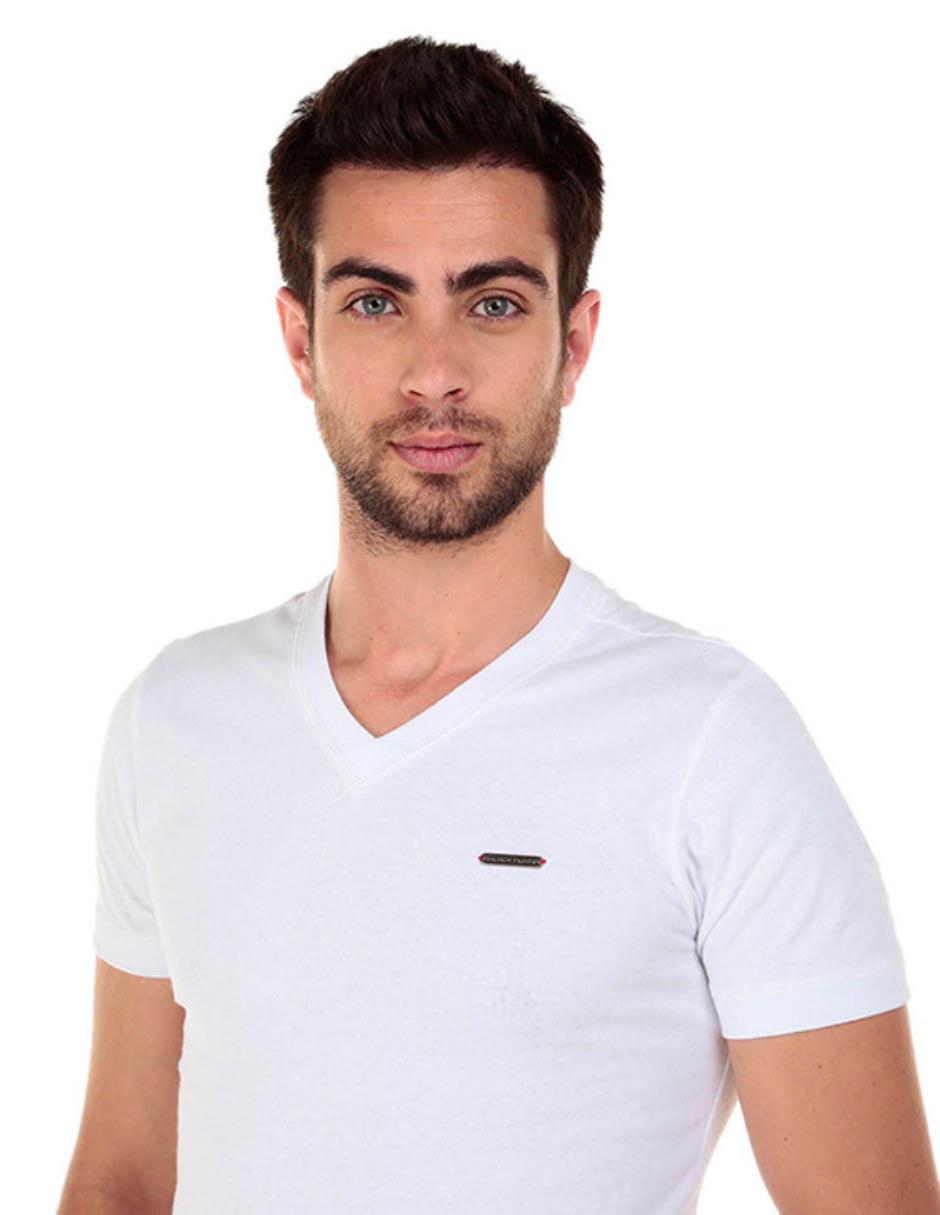 Playera cuello V para hombre 4