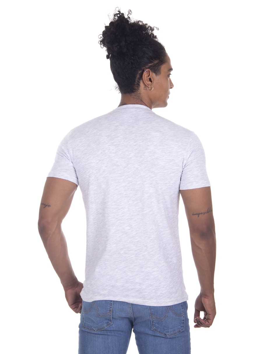 Playera Silver Plate cuello henley para hombre