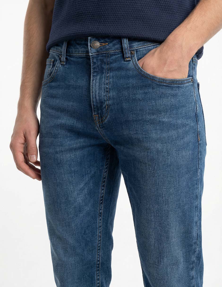 Jeans slim lavado stone wash para hombre 7