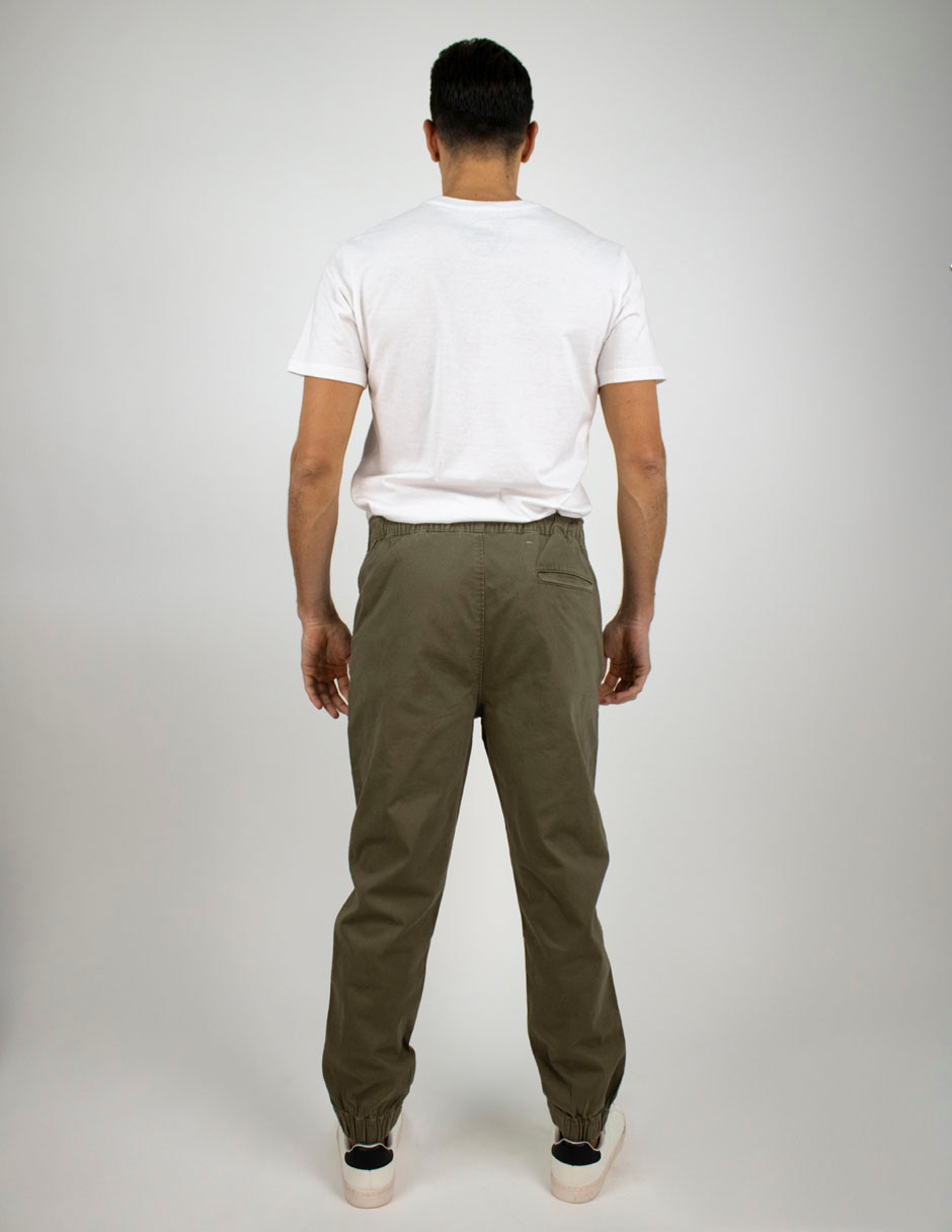 Jogger slim 20265 con bolsillos para hombre 4