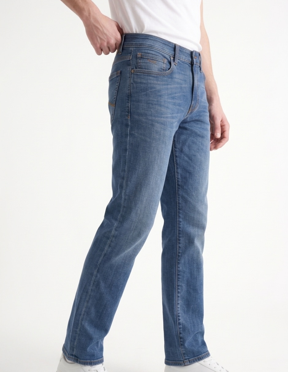Jeans straight lavado stone wash para hombre 4
