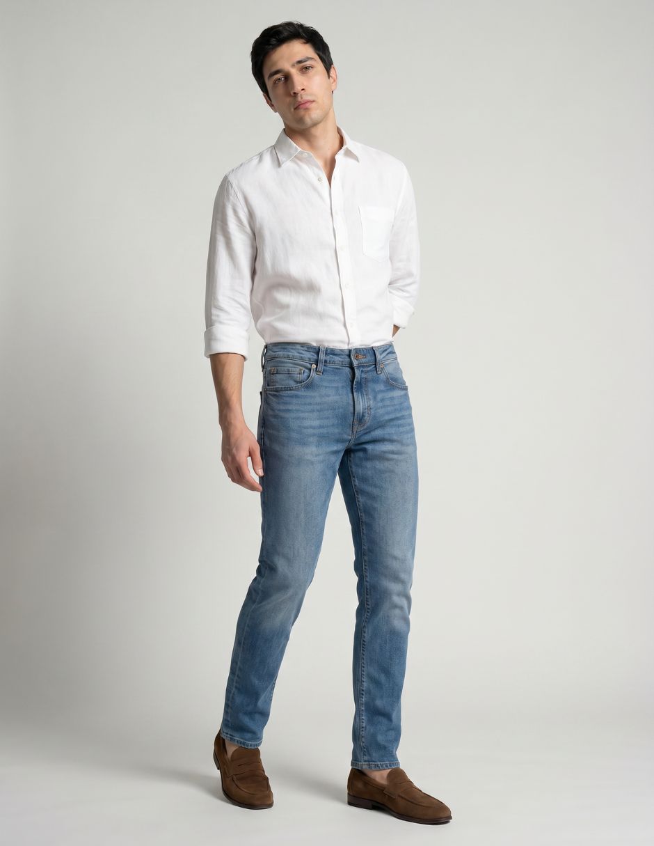 Jeans slim lavado claro para hombre 4