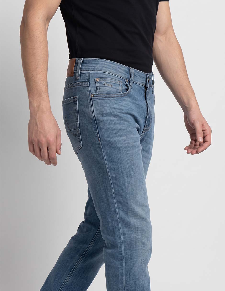 Jeans slim lavado stone wash para hombre 4