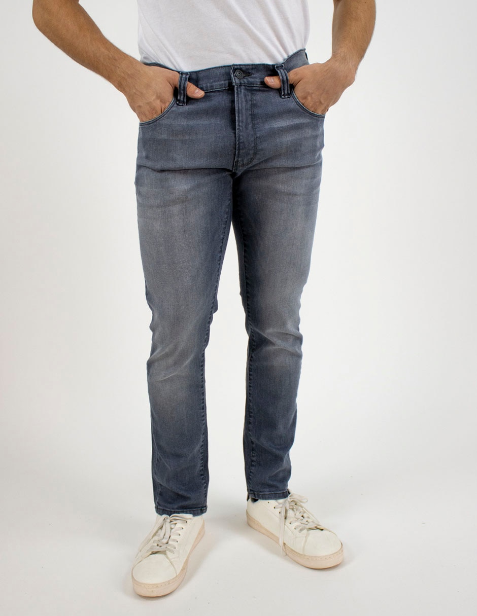 Jeans slim lavado claro para hombre Jeans slim lavado claro para hombre