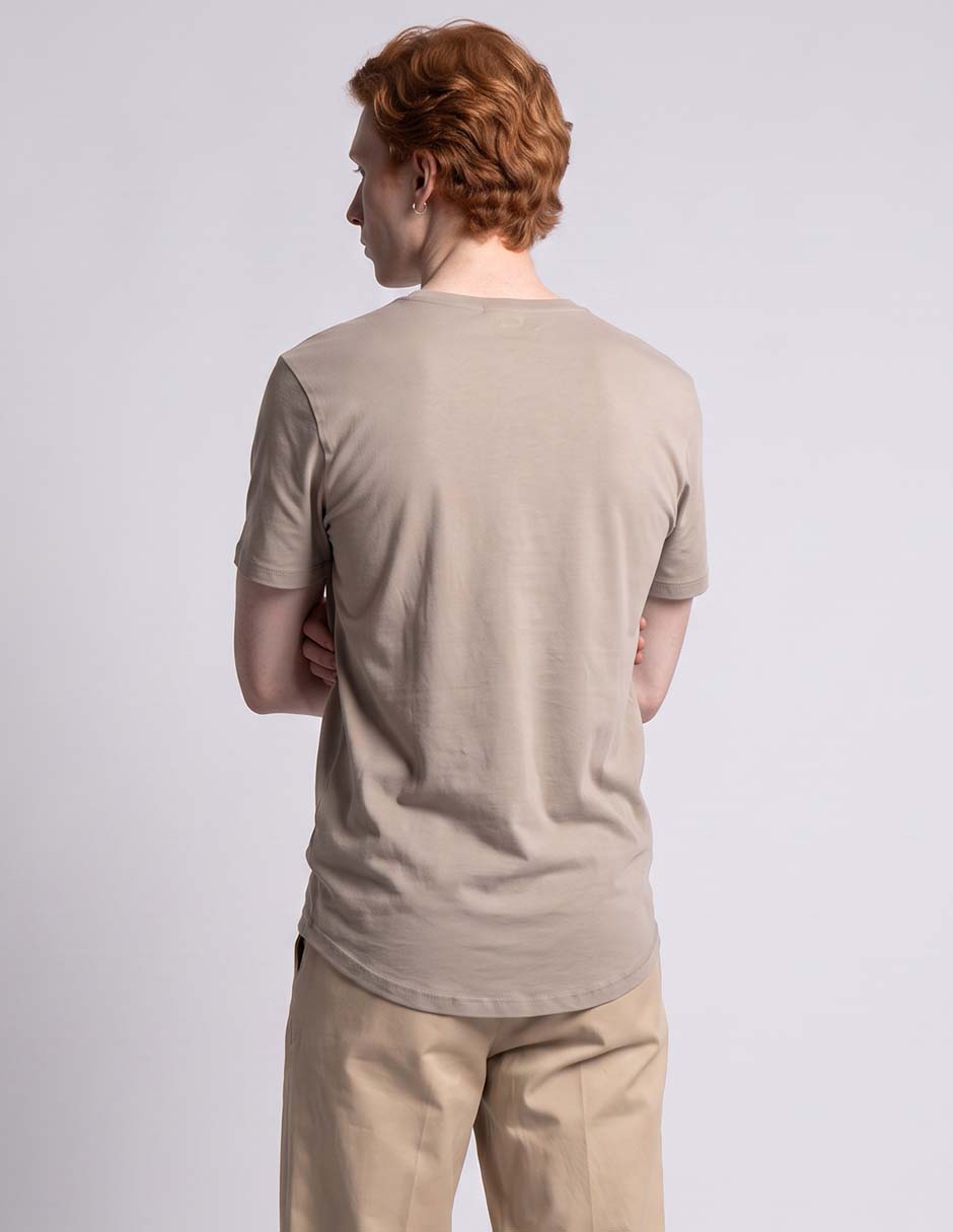 Playera cuello V para hombre