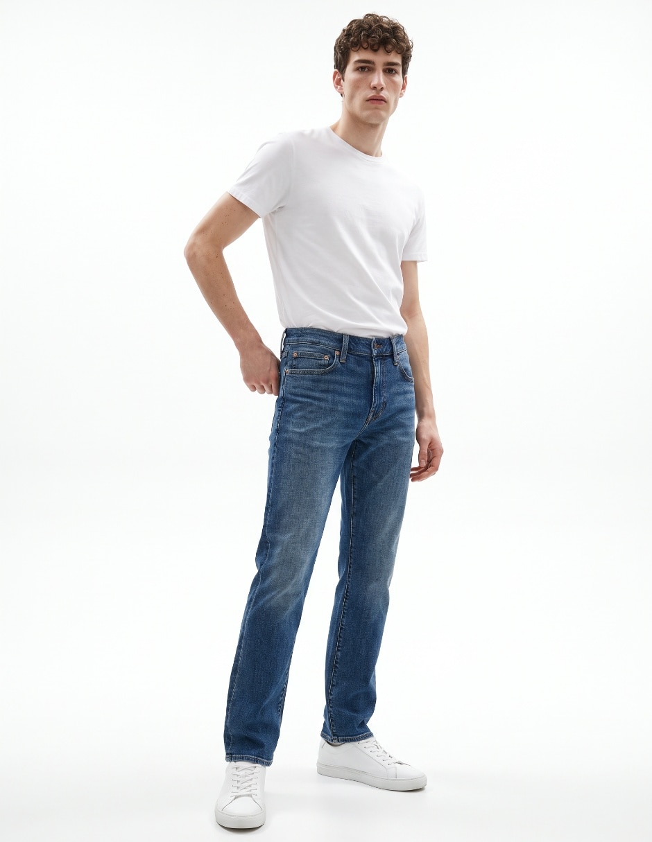 Jeans straight lavado obscuro para hombre 3