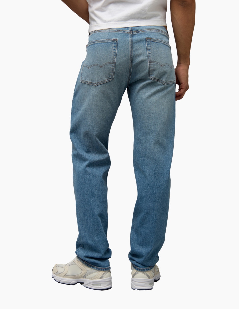 Jeans slim lavado claro para hombre 3